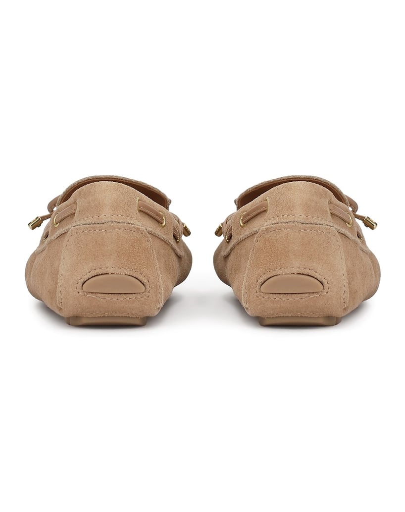 Kazar-Women's-Beige-Nubuck-Moccasins-with-bow-and-monogram-from-Kazar-béžová
