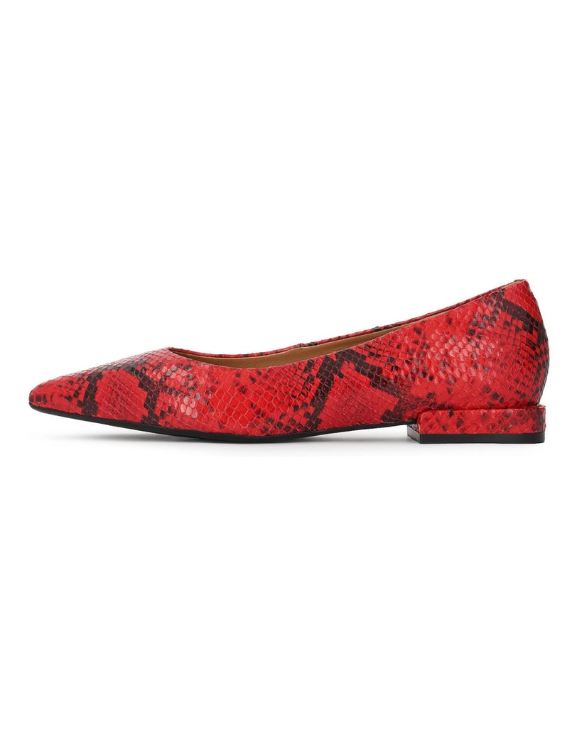 Kazar-Red-embossed-leather-pumps-with-animal-motif-červená