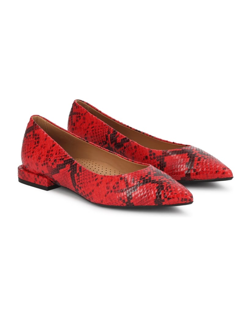 Kazar-Red-embossed-leather-pumps-with-animal-motif-červená