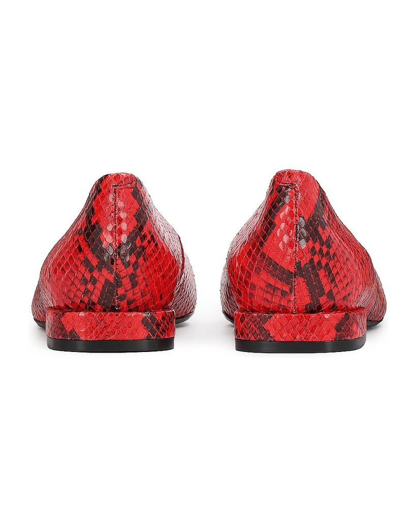 Kazar-Red-embossed-leather-pumps-with-animal-motif-červená