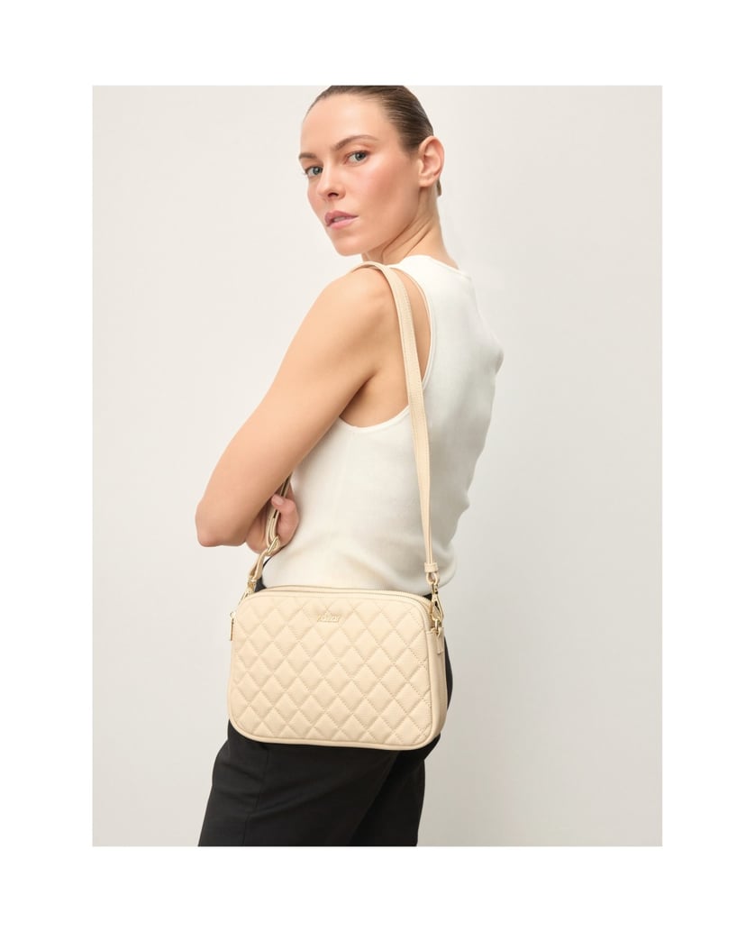 Kazar-Beige-quilted-strap-bag-béžová