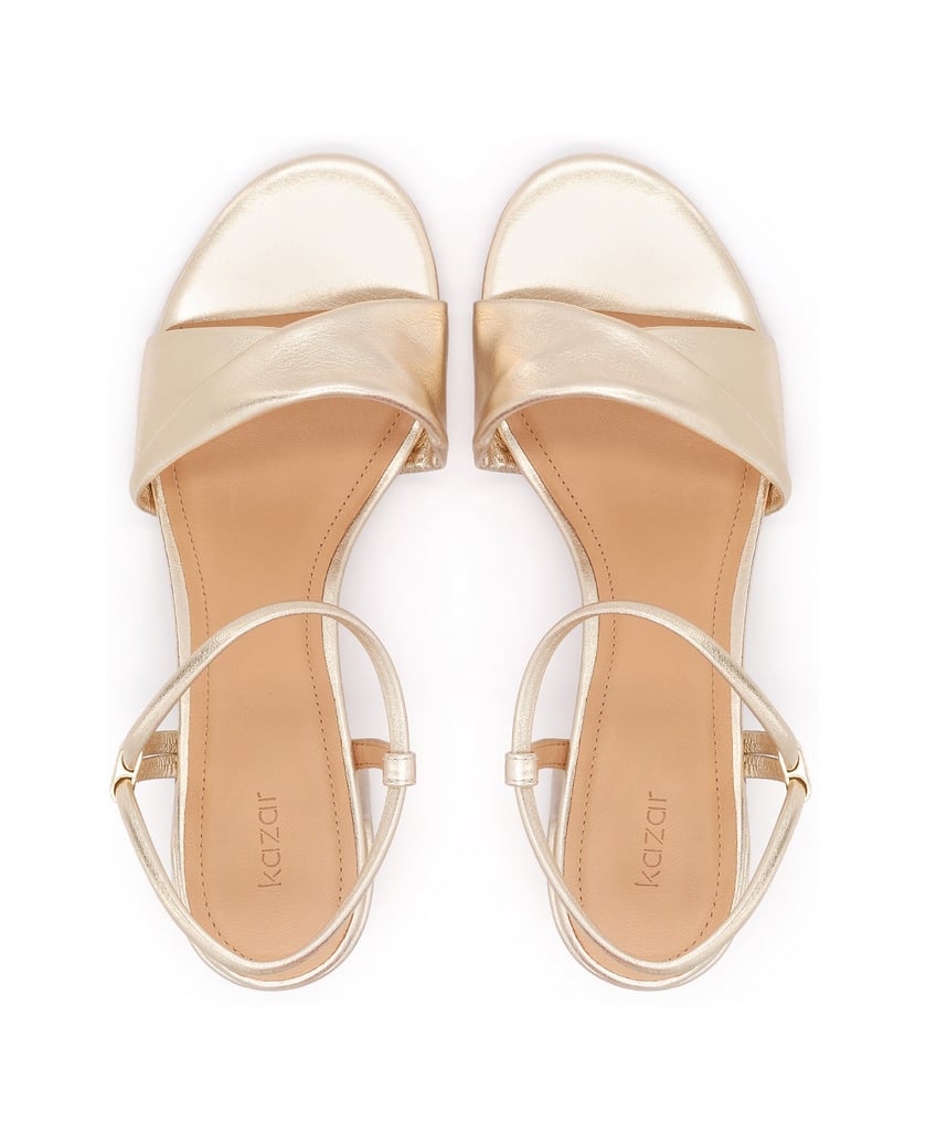 Kazar-Gold-leather-post-sandals-zlatá