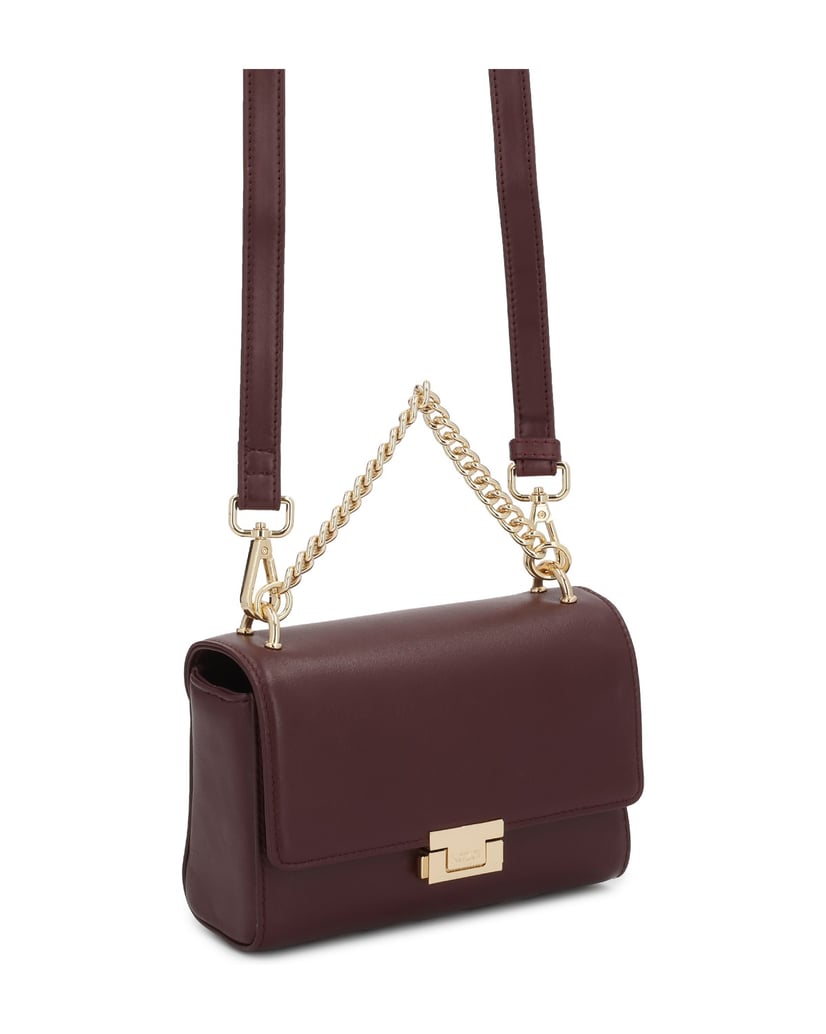 Kazar-Maroon-handbag-with-chain-and-strap-červená