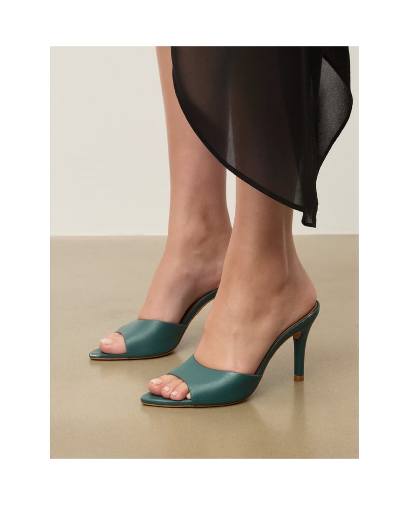 Kazar-Mules-with-a-slender-heel-zelená