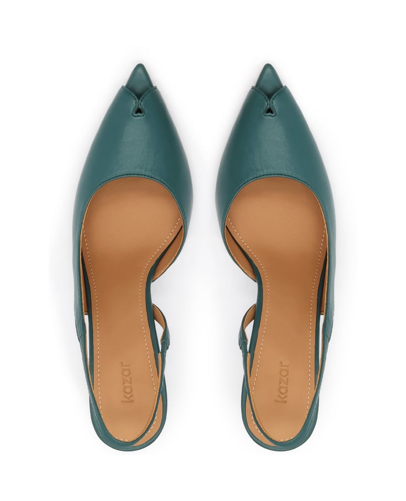 Kazar-Slingback-pumps-with-extended-open-noses-zelená