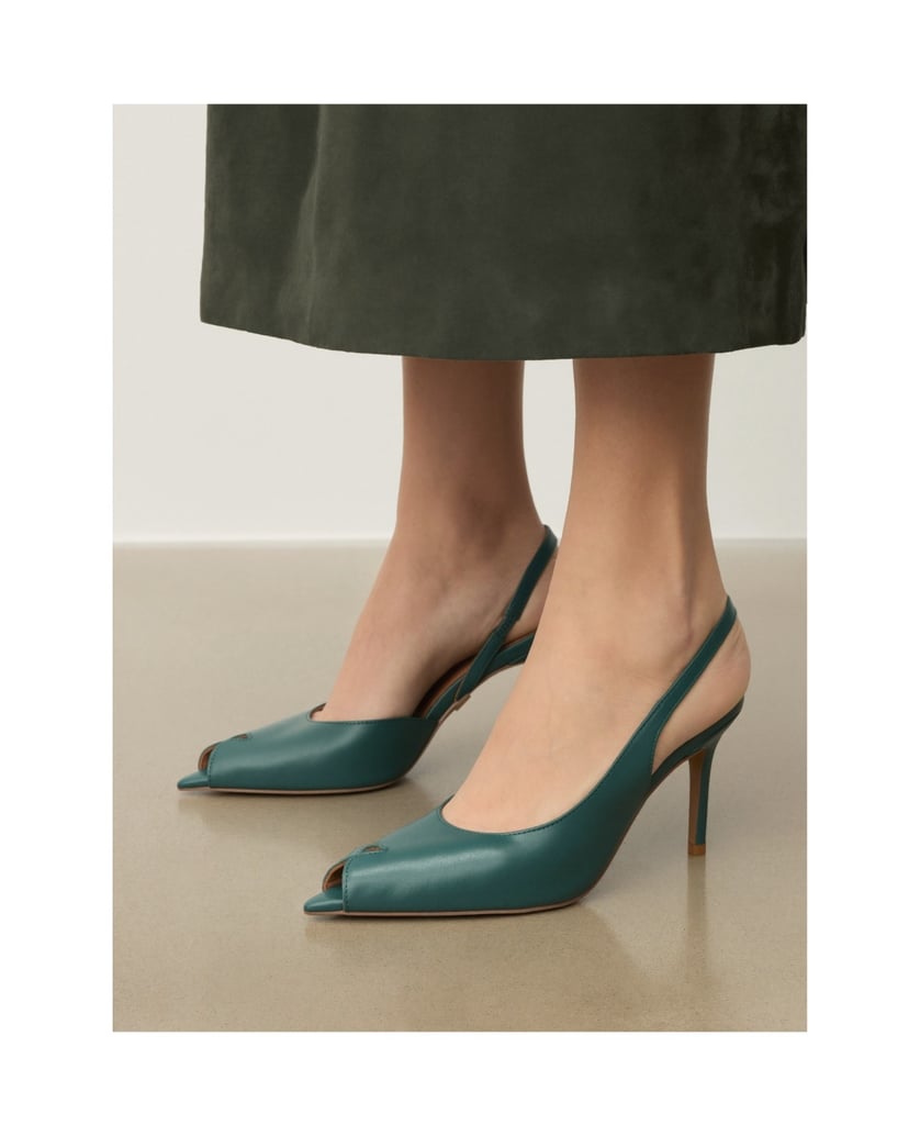 Kazar-Slingback-pumps-with-extended-open-noses-zelená