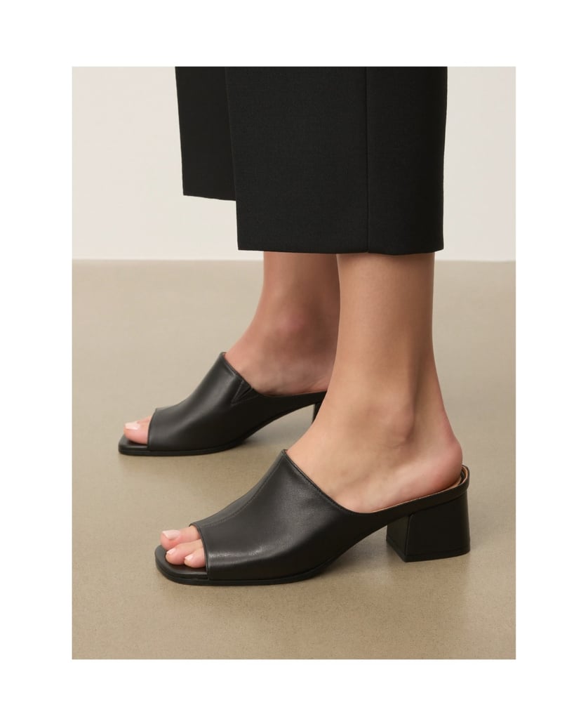 Kazar-Leather-black-mules-with-a-wide-heel-čierna