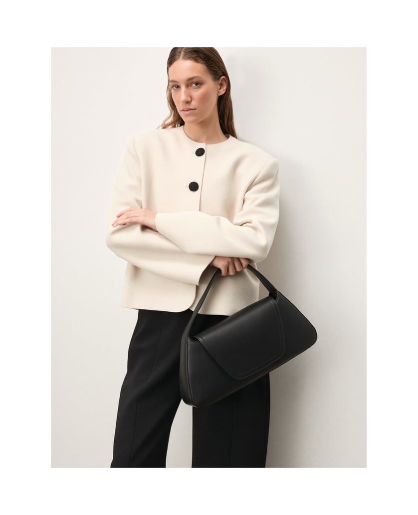 Kazar-Black-handbag-with-natural-leather-flap-čierna