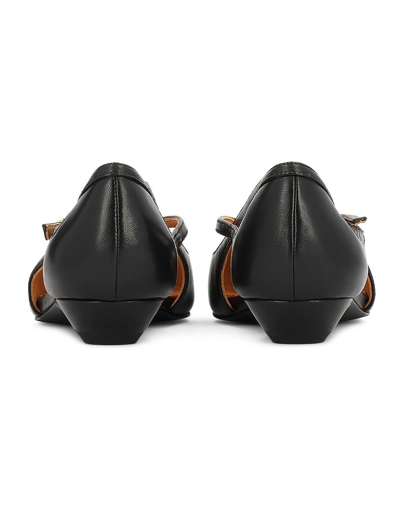 Kazar-Black-leather-pumps-with-straps-černá