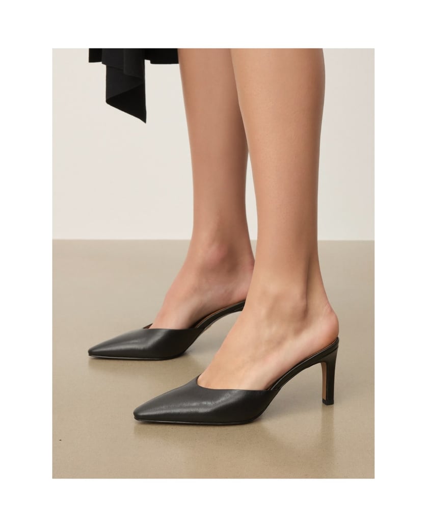 Kazar-Black-stiletto-mules-with-a-built-in-nose-černá