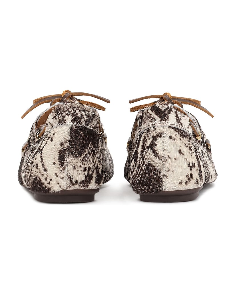 Kazar-Patterned-moccasins-tied-with-a-thong-tmavá-hnedá