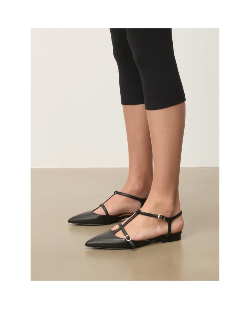 Kazar-Flat-semi-open-toe-pumps-with-straps-černá