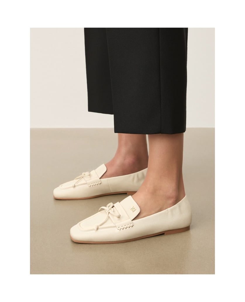 Kazar-Halbschuhe-aus-Leder-in-gebrochenem-Weiß-mit-einer-Schleife-weiss
