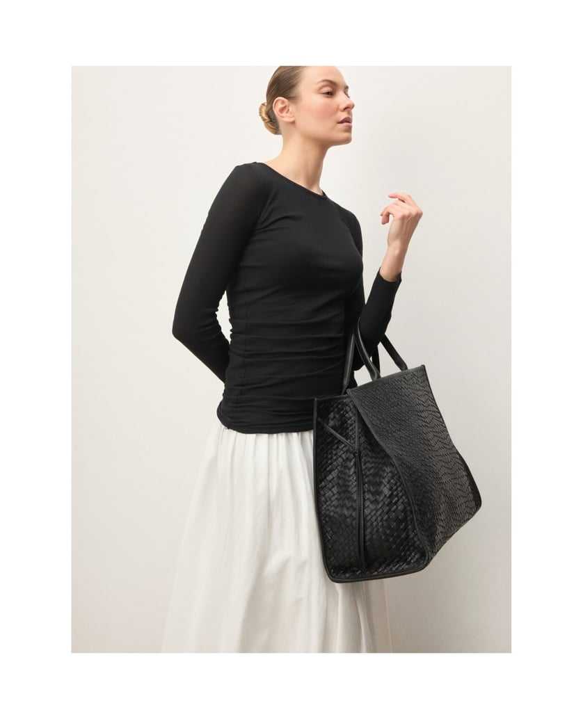 Kazar-Interlaced-leather-handbag-with-removable-insert-černá