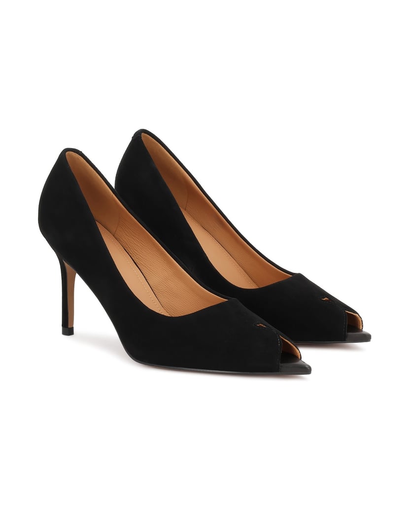Kazar-Classic-black-pumps-with-a-pointed-toe-černá
