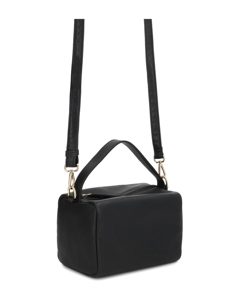Kazar-Black-leather-handbag-with-keychain-with-a-clutch-čierna