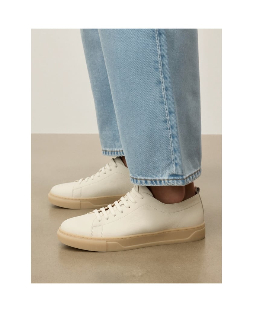 Kazar-Leather-sneakers-with-contrasting-sole-biela