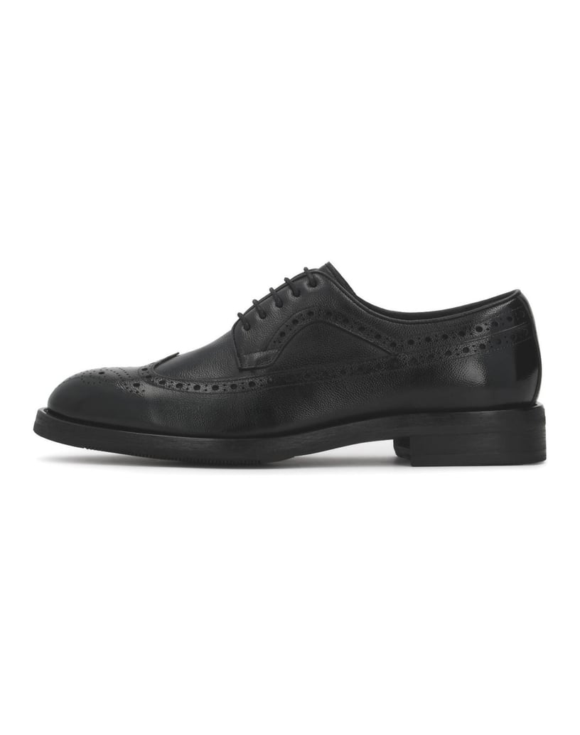 Kazar-Black-leather-derby-shoes-with-openwork-embellishment-Brogues-čierna