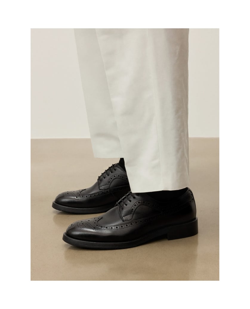 Kazar-Black-leather-derby-shoes-with-openwork-embellishment-Brogues-čierna