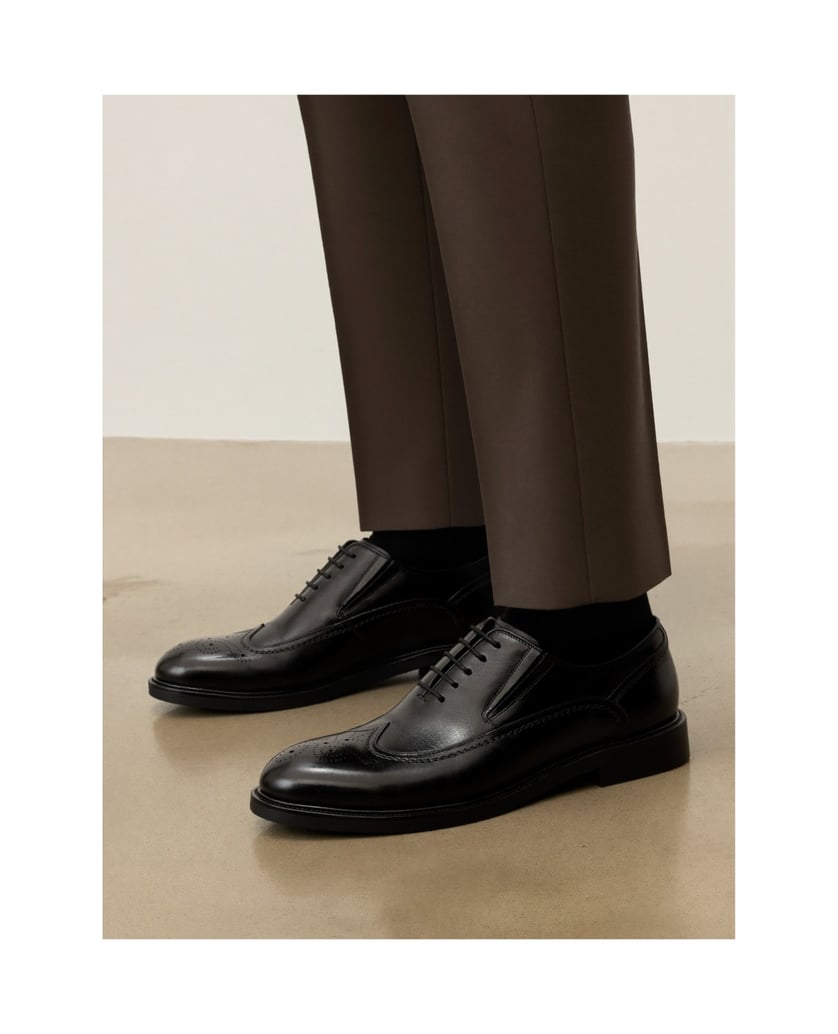 Kazar-Schwarze-Oxfords-mit-durchbrochenen-Verzierungen-Brogues-schwarz