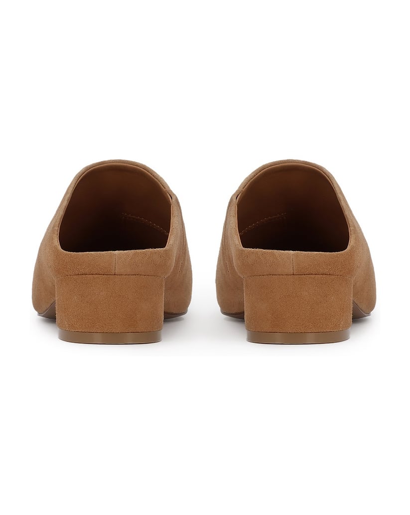 Kazar-Suede-mules-with-built-in-upper-velbloudí