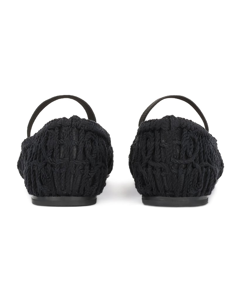Kazar-Flat-pumps-in-floral-pattern-with-cord-čierna