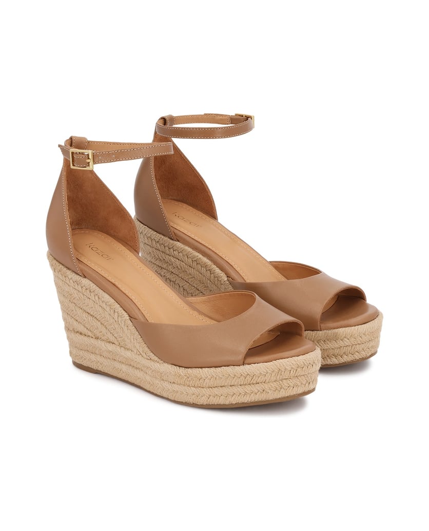 Kazar-Brown-sandals-with-an-anchor-decorated-with-a-string-ťavia
