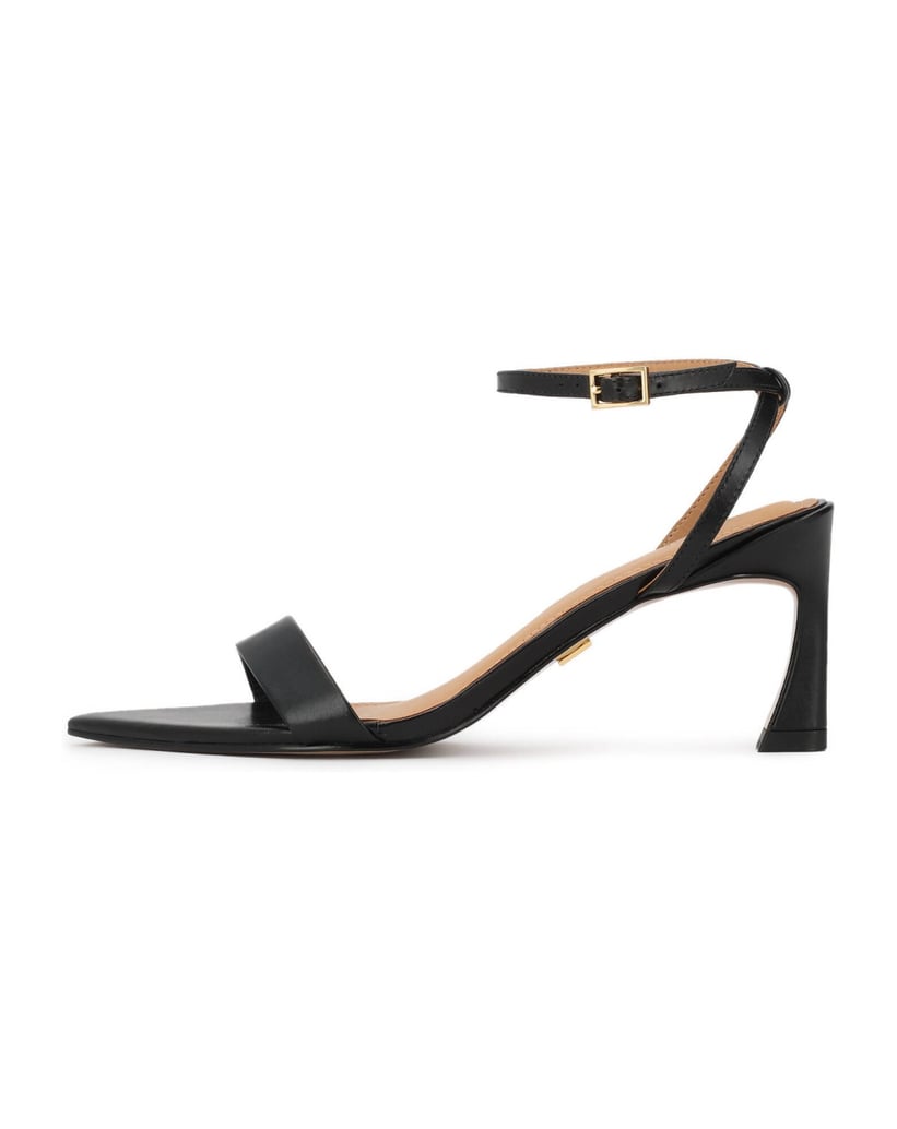 Kazar-Black-sandals-with-pointed-toes-černá