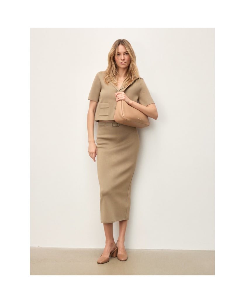 Kazar-Leather-shoulder-bag-in-light-brown-color-velbloudí