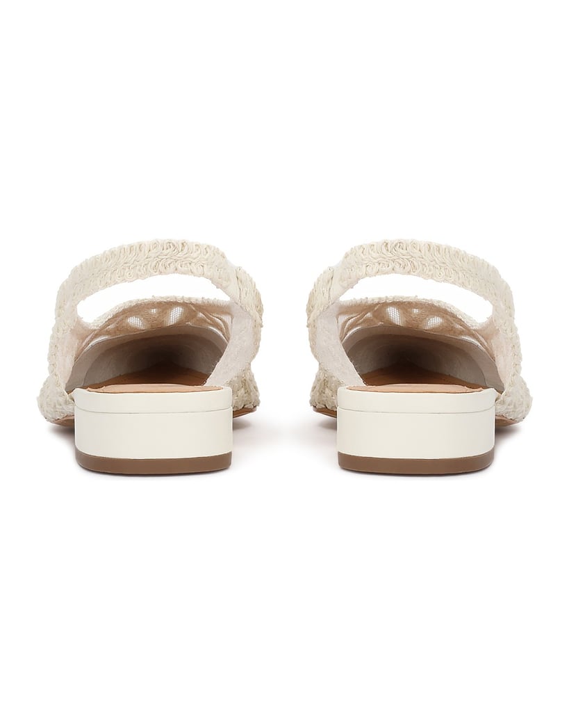 Kazar-Flat-wedding-pumps-in-openwork-floral-pattern-bílá