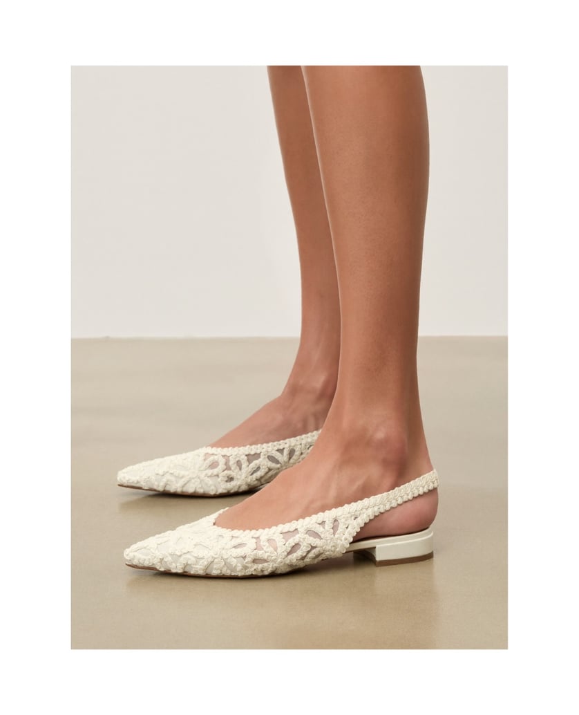 Kazar-Flat-wedding-pumps-in-openwork-floral-pattern-bílá