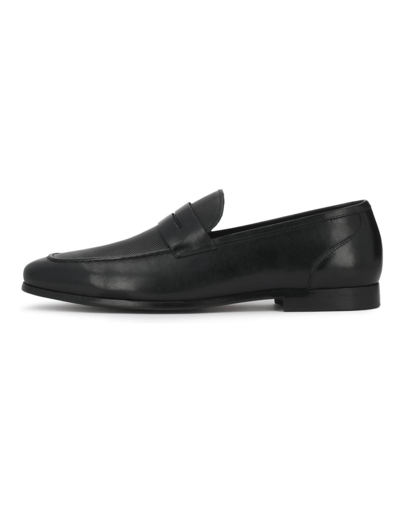 Kazar-Black-leather-men's-loafers-with-perforated-instep-černá
