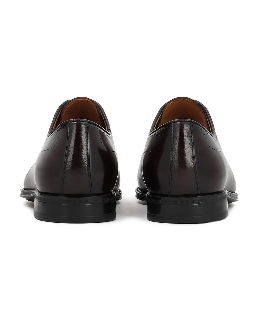 Kazar-Brown-oxfords-in-genuine-leather-with-subtle-broguing-hnedá