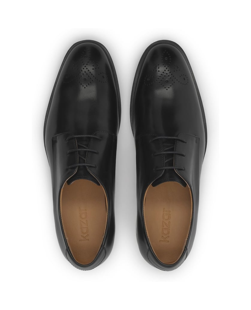 Kazar-Black-leather-derby-with-openwork-brogue-embellishment-čierna