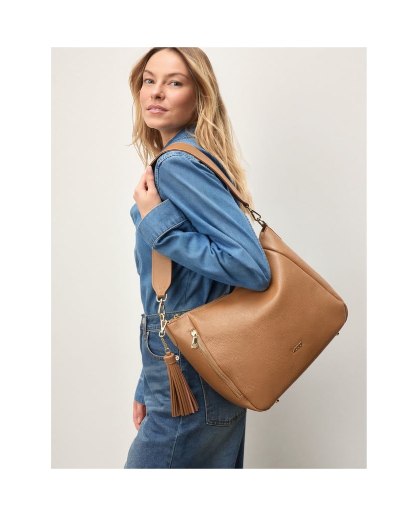 Kazar-Light-brown-bag-with-two-straps-velbloudí