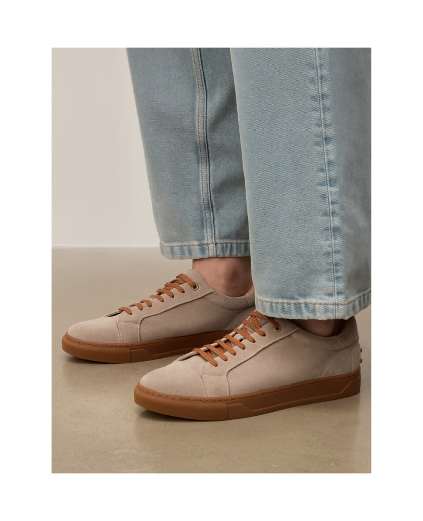 Kazar-Men's-suede-sneakers-with-contrasting-laces-and-outsole-tmavošedá