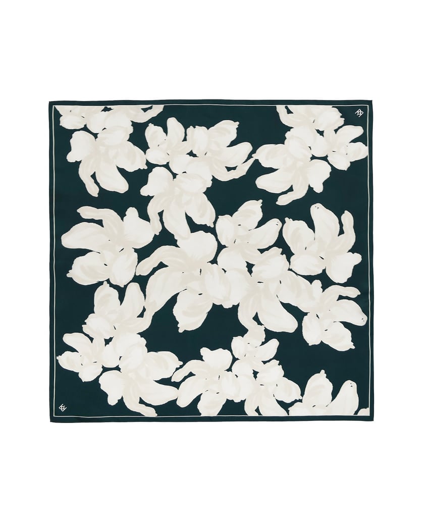 Kazar-Silk-scarves-in-bottle-green-with-a-white-flower-motif-zelená
