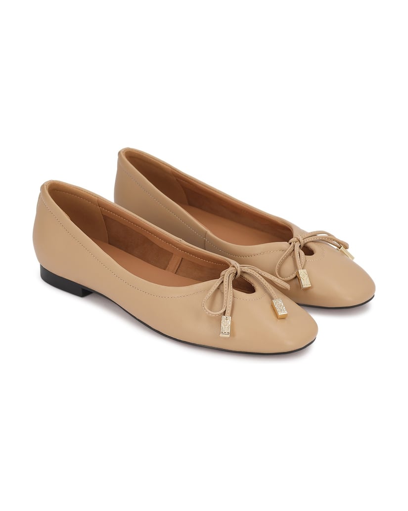 Kazar-Beige-leather-pumps-with-decorative-cutout-and-binding-béžová
