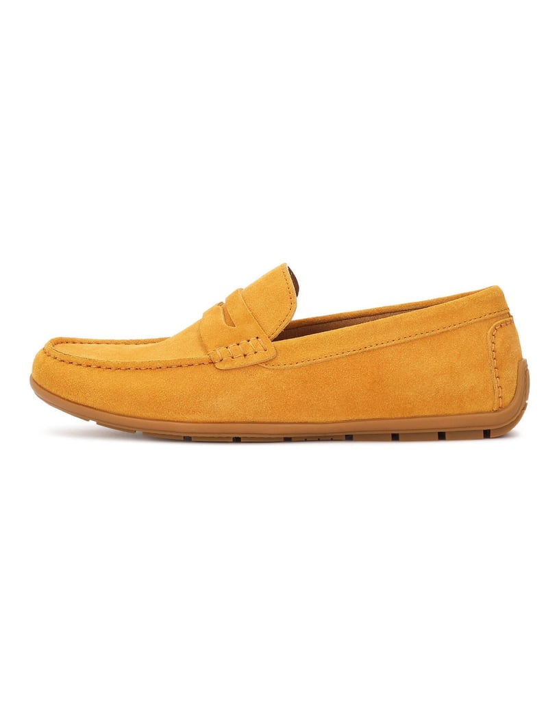 Kazar-Suede-moccasins-in-a-distinctive-color-žltá