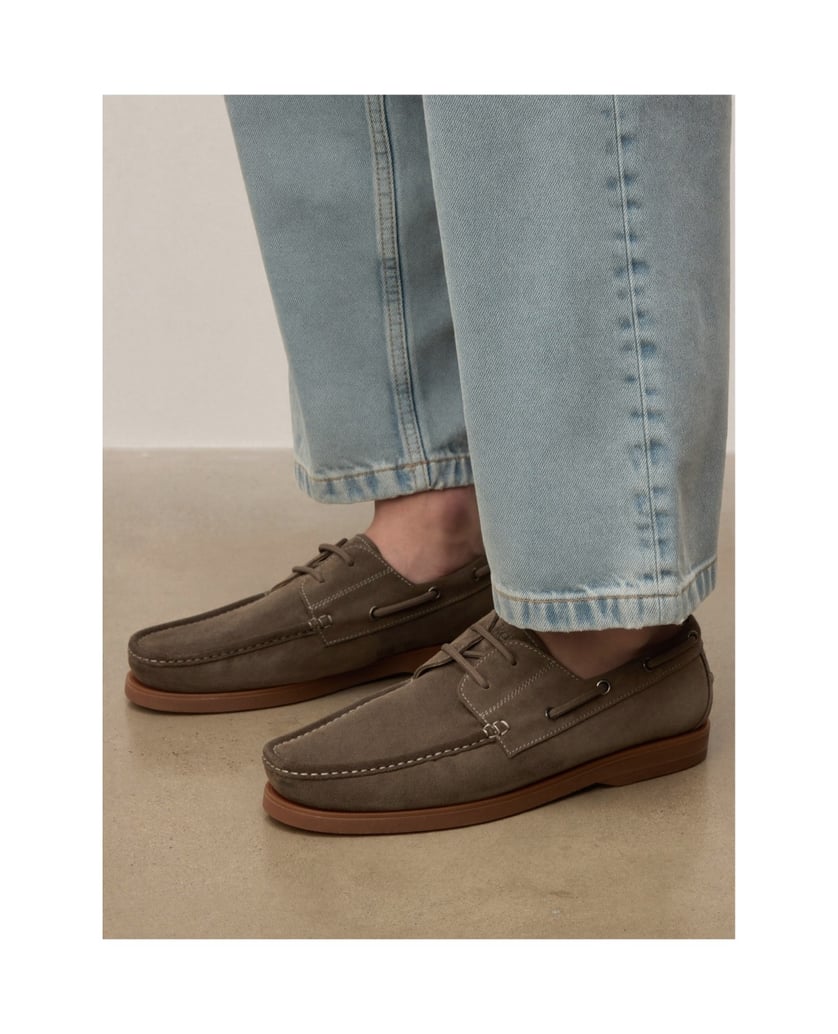 Kazar-Wildleder-boat-shoes-taupe