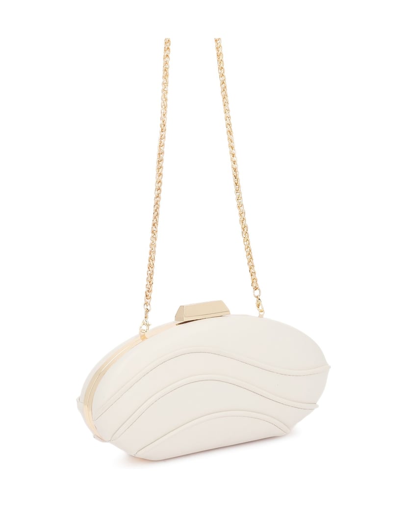 Kazar-Elegant-clutch-bag-with-ruffle-quilting-bílá