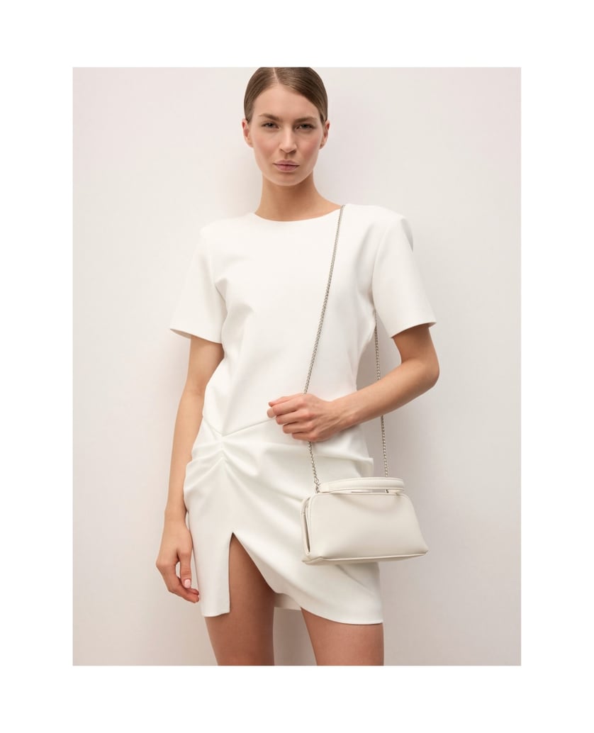 Kazar-White-wedding-bag-with-silver-chain-biela