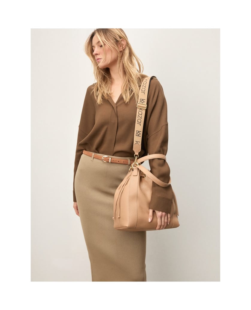 Kazar-Beige-leather-bucket-bag-with-strap-béžová
