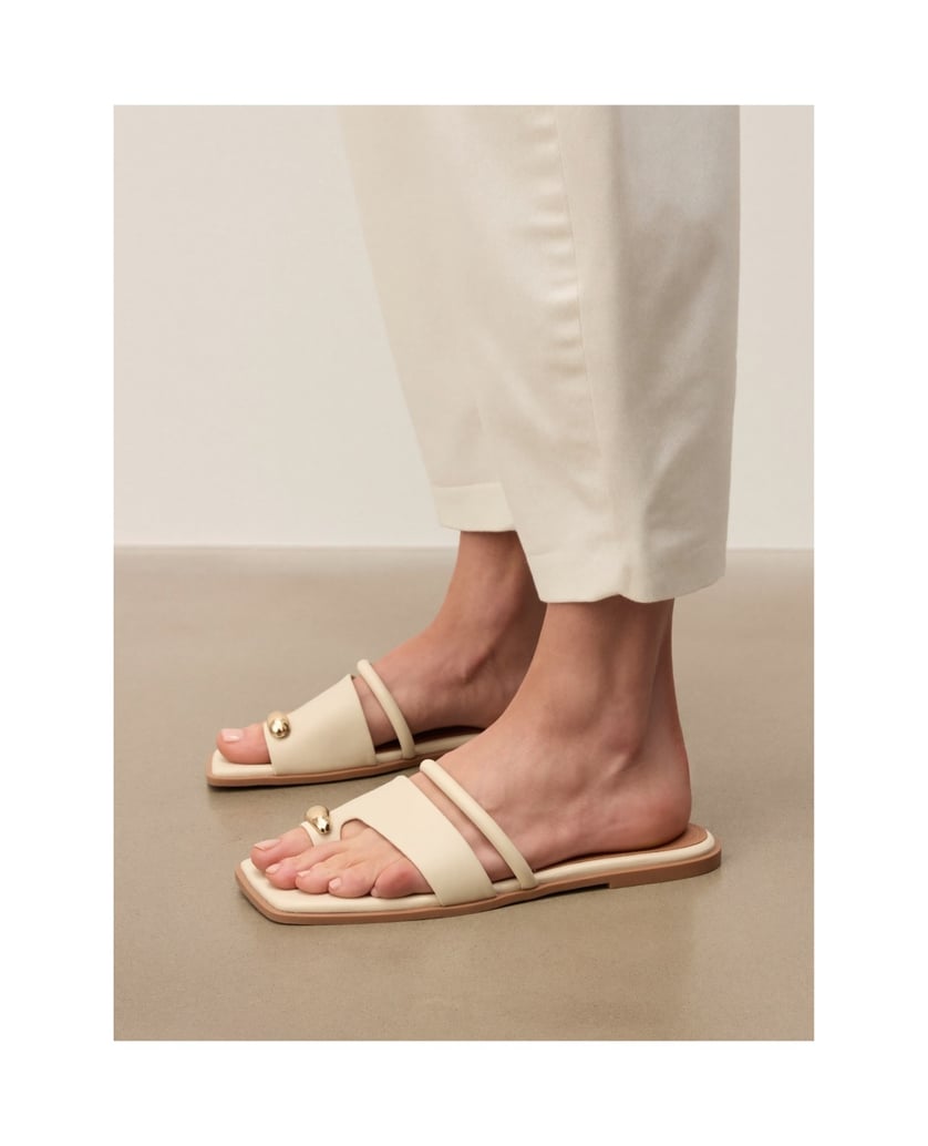 Kazar-Slides-with-decorated-toe-straps-biela