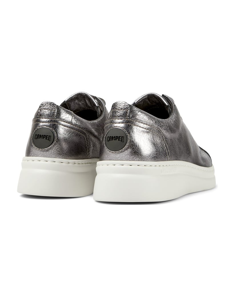 Camper-Sneaker-Runner-Up-silber