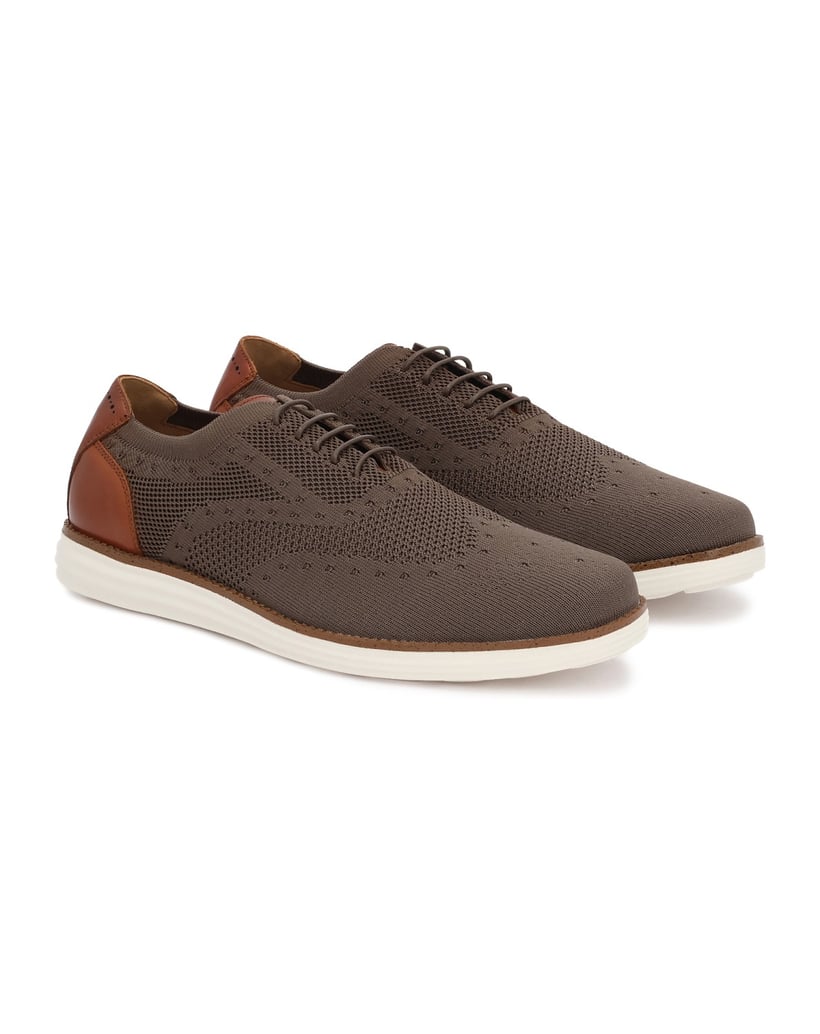 Kazar-Taupe-Sneakers-für-Herren-aus-perforiertem-Gewebe-mit-Absatz-aus-braunem-Leder-taupe