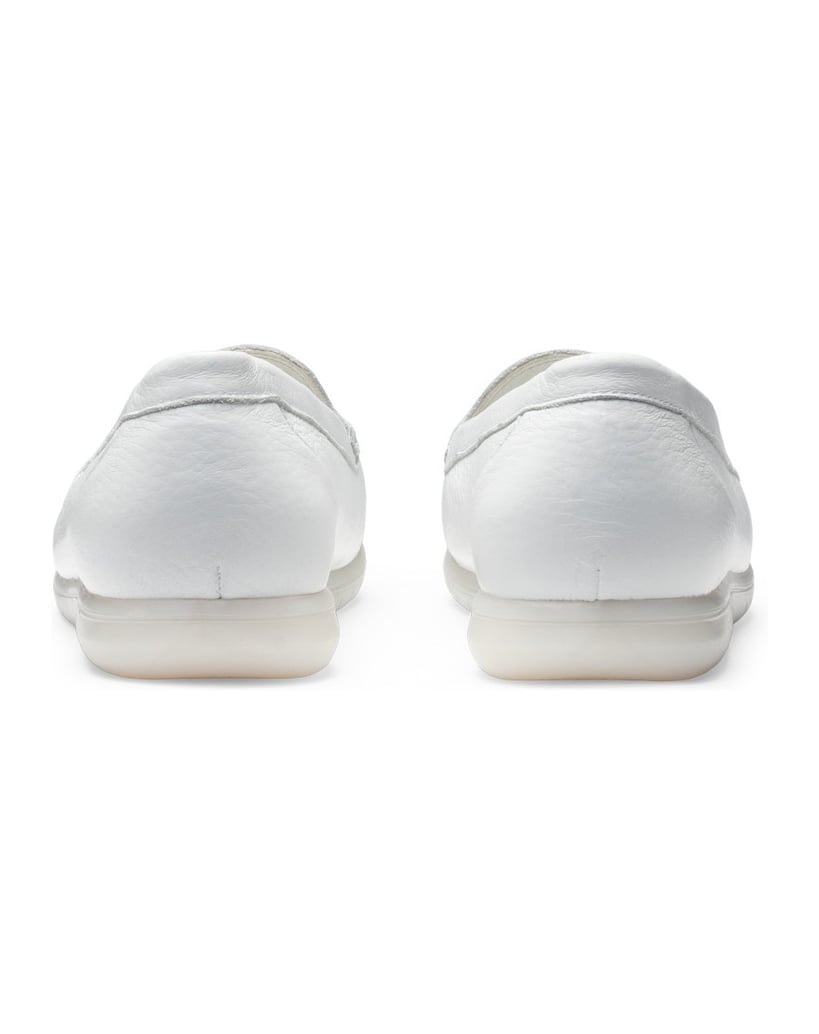 VITAFORM-Hirschleder-Slipper-weiss