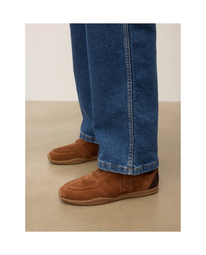 Kazar-Suede-sneakers-in-light-brown-with-embossed-monogram-ťavia