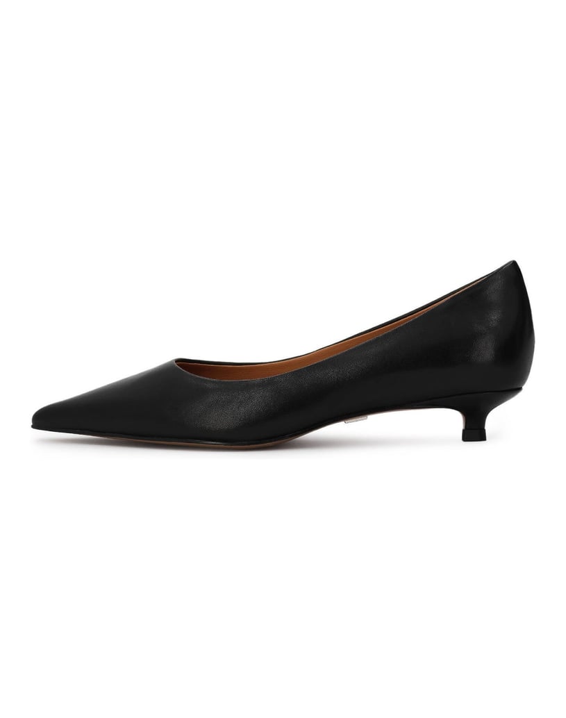 Kazar-Black-women's-pumps-with-a-low-kitten-heel-čierna