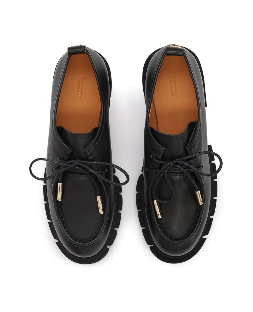 Kazar-Women's-lace-up-shoes-with-moccasin-stitching-čierna